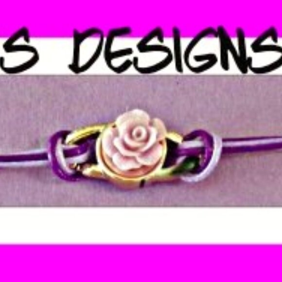 Handmade Purple Flower Bracelet Adjustable To Fit Most Wrist - Picture 1 of 3